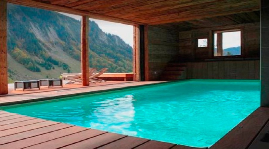 Qual è il luogo perfetto per costruire una piscina all’interno della casa